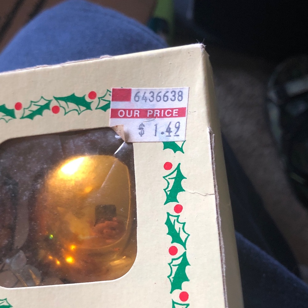 Classic Gold and Green Holiday Glass Ornaments - Set - Picture 2 of 3